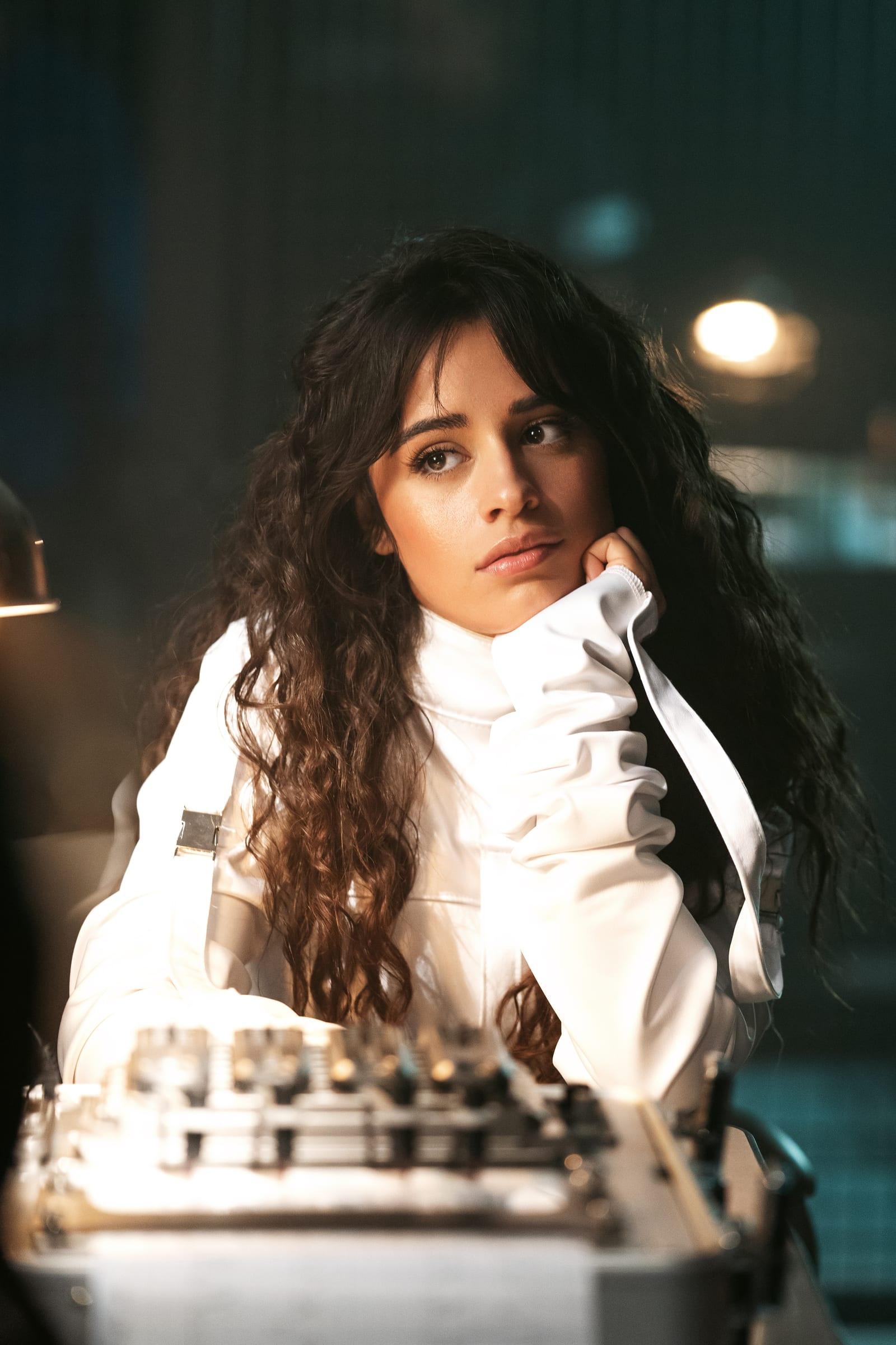 Camila Cabello, frame 04